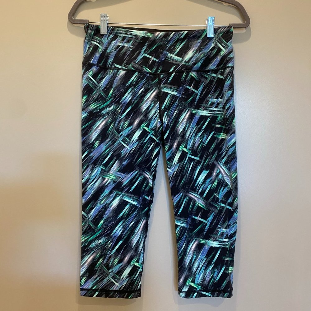 VSX SPORT Crop Athletic Pant - Size M - LIKE NEW